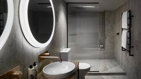 Zagame\'s House - Foster Accommodation 13