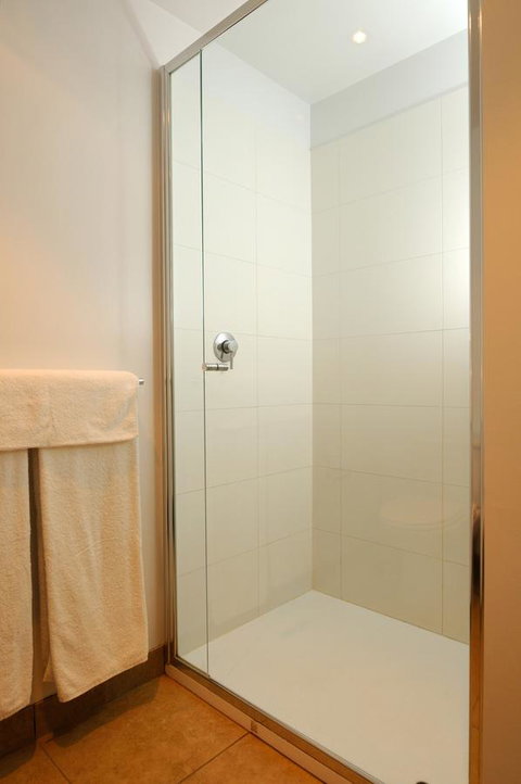 The Victoria Apartments - Foster Accommodation 1