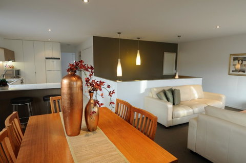 The Victoria Apartments - Foster Accommodation 14