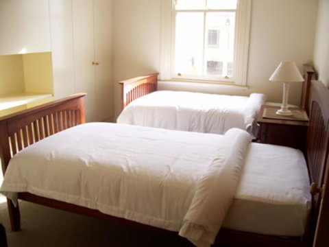 The Victoria Apartments - Foster Accommodation 22