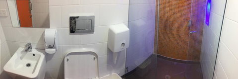 Europa Melbourne - Foster Accommodation 13