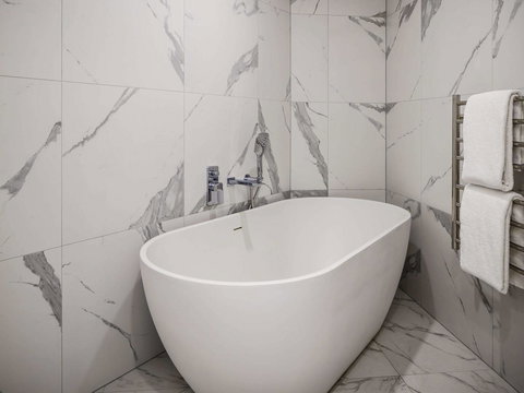 Pullman Melbourne City Centre - Foster Accommodation 22