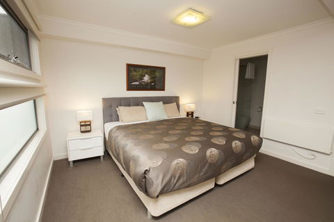 7 Falls Apartments - Foster Accommodation 22