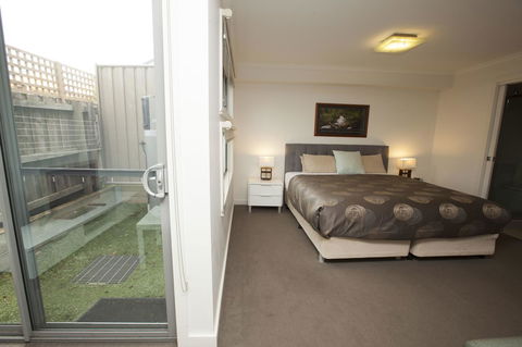 7 Falls Apartments - Foster Accommodation 20