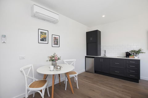Brooklands Apartments - Foster Accommodation 15