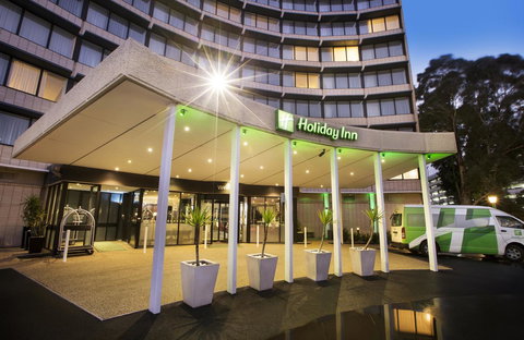 Holiday Inn Melbourne Airport, An IHG Hotel - Foster Accommodation 0