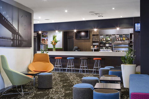 Holiday Inn Melbourne Airport, An IHG Hotel - Foster Accommodation 3