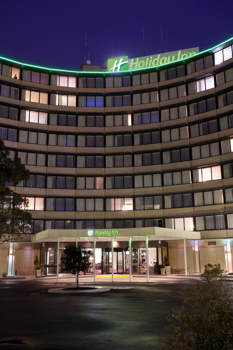 Holiday Inn Melbourne Airport, An IHG Hotel - Foster Accommodation 12