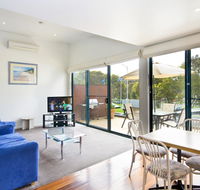 Anchorage Motel  Villas Lorne - Foster Accommodation