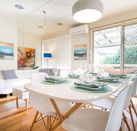 Nautique Beach House - Foster Accommodation
