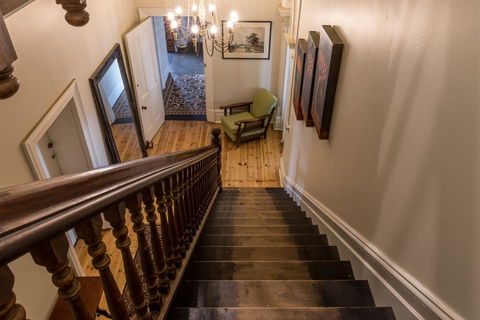 The Alexandra Hotel - Foster Accommodation 18