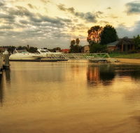 Waterfront Retreat - Foster Accommodation