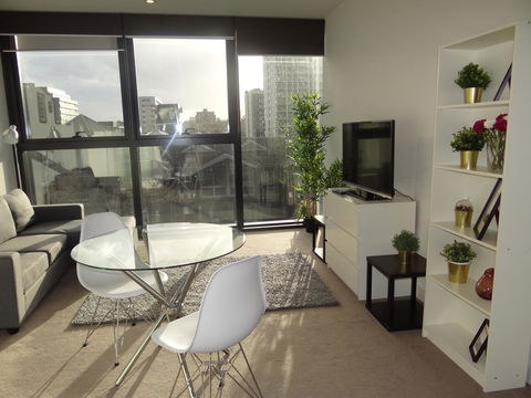 Amazing Accommodations: Vogue - Foster Accommodation 14