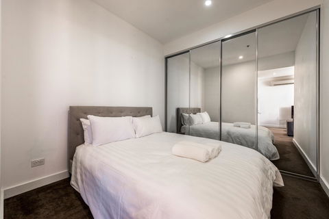 Amazing Accommodations: Vogue - Foster Accommodation 38