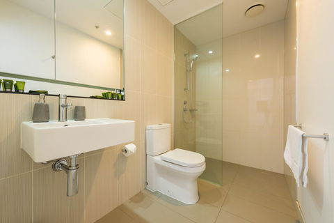 Amazing Accommodations: Vogue - Foster Accommodation 39