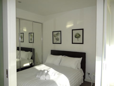 Amazing Accommodations: Vogue - Foster Accommodation 18