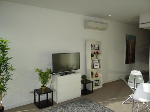 Amazing Accommodations: Vogue - Foster Accommodation 21
