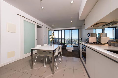 Amazing Accommodations: Vogue - Foster Accommodation 40