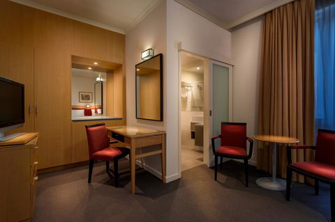 BEST WESTERN PLUS Travel Inn - Foster Accommodation 38