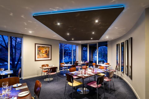 BEST WESTERN PLUS Travel Inn - Foster Accommodation 4