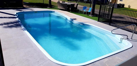 Echo Beach Tourist Park - Foster Accommodation 1