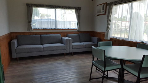 Echo Beach Tourist Park - Foster Accommodation 25