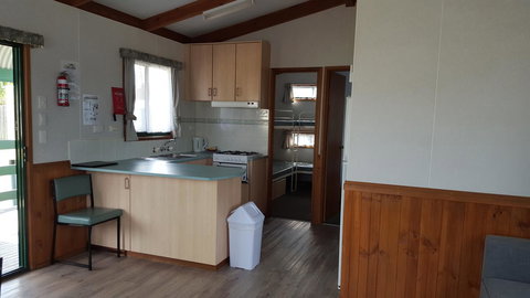 Echo Beach Tourist Park - Foster Accommodation 23