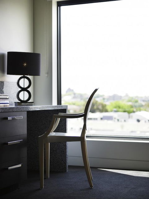 The Cullen Melbourne - Art Series - Foster Accommodation 2
