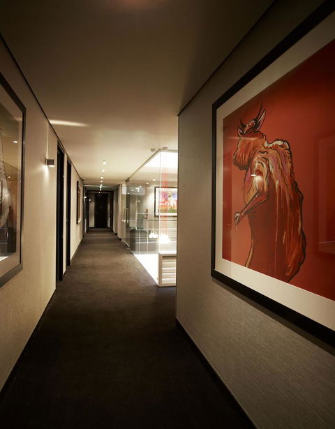 The Cullen Melbourne - Art Series - Foster Accommodation 33