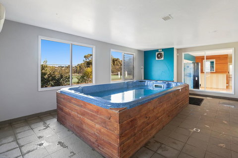 Rural 5 Star Villa\'s With Resort Amenities - Foster Accommodation 19