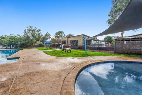 Rural 5 Star Villa\'s With Resort Amenities - Foster Accommodation 16