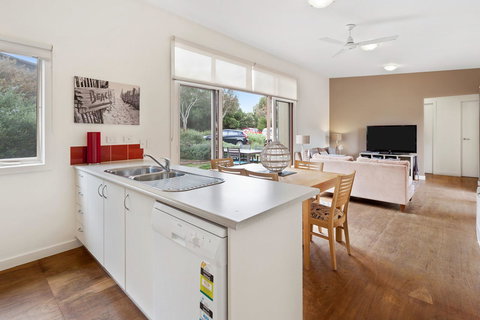 Rural 5 Star Villa\'s With Resort Amenities - Foster Accommodation 25