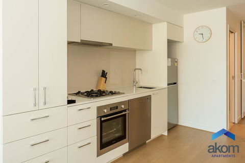 AKOM Melbourne - Foster Accommodation 18