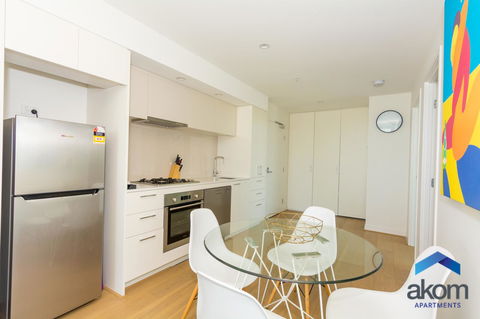 AKOM Melbourne - Foster Accommodation 12