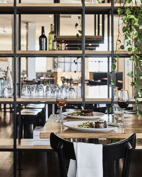 Plough Hotel - Foster Accommodation 14