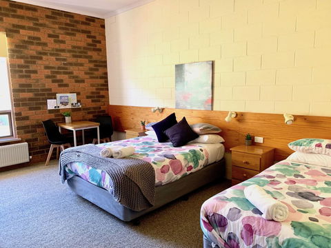 Valley View Lodge - Foster Accommodation 10