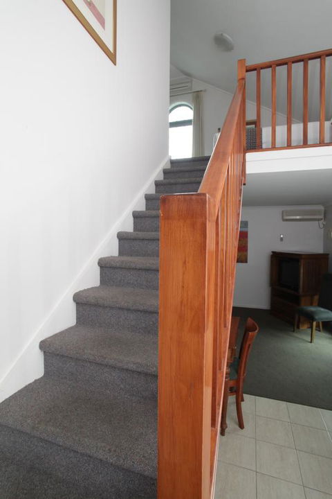 Quality Inn & Suites The Menzies - Foster Accommodation 21