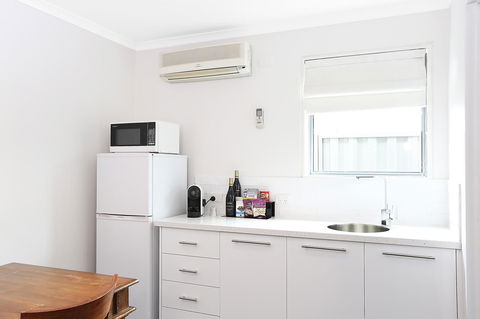 Quality Inn & Suites The Menzies - Foster Accommodation 6