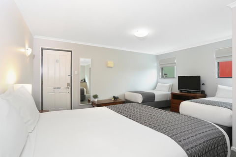 Quality Inn & Suites The Menzies - Foster Accommodation 15