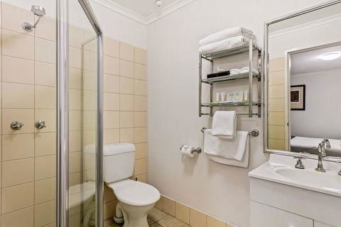Quality Inn & Suites The Menzies - Foster Accommodation 1