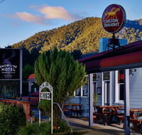 The Harrietville Snowline Hotel - Foster Accommodation