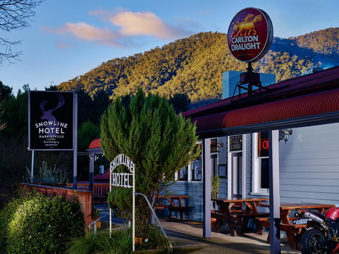 The Harrietville Snowline Hotel - Foster Accommodation 0