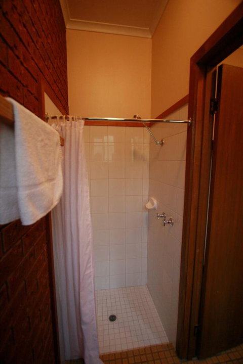 The Harrietville Snowline Hotel - Foster Accommodation 22