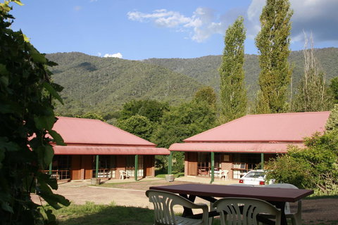 The Harrietville Snowline Hotel - Foster Accommodation 17