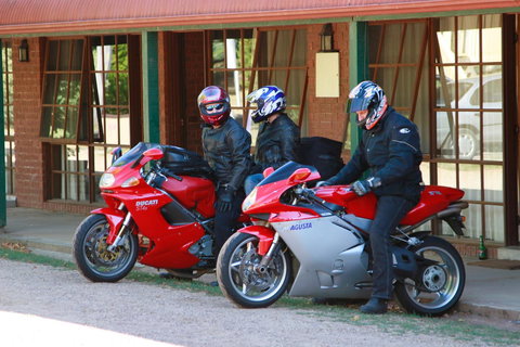 The Harrietville Snowline Hotel - Foster Accommodation 30