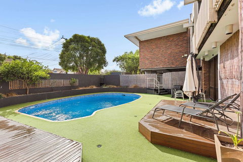Quality Hotel Bayside Geelong - Foster Accommodation 10