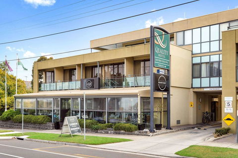 Quality Hotel Bayside Geelong - Foster Accommodation 0