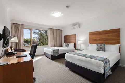 Quality Hotel Bayside Geelong - Foster Accommodation 19
