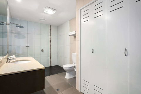 Quality Hotel Bayside Geelong - Foster Accommodation 14