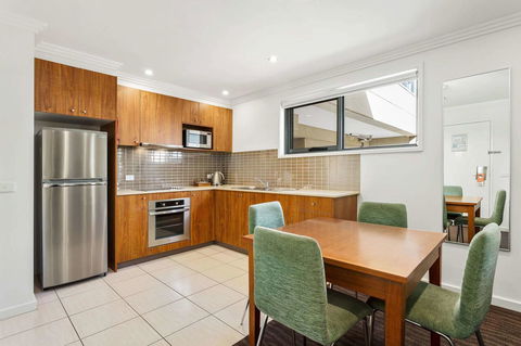 Quality Hotel Bayside Geelong - Foster Accommodation 18